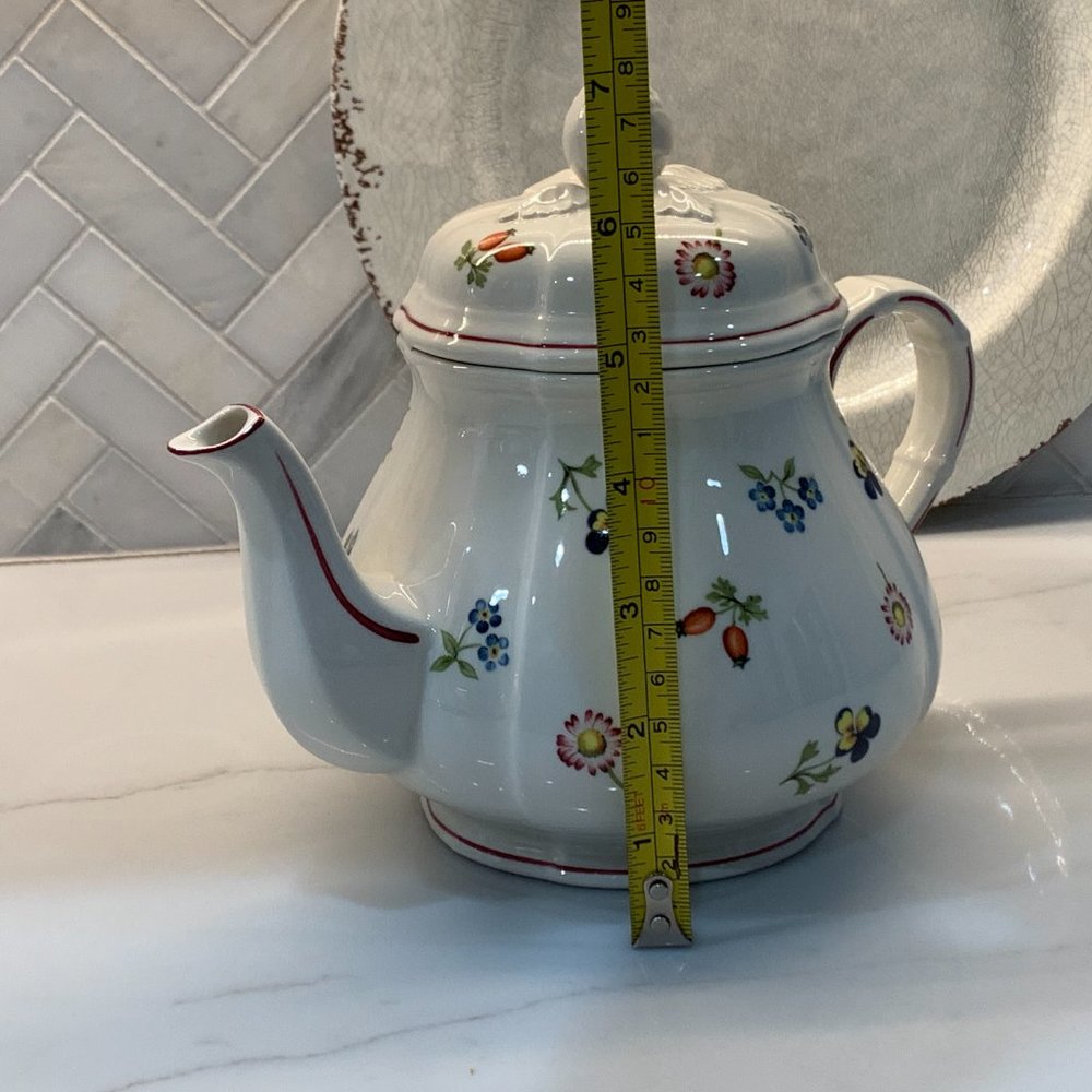Villeroy & Boch Luxembourg Petite Fleur Tea Pot -Discontinued piece- - Picture 5 of 6